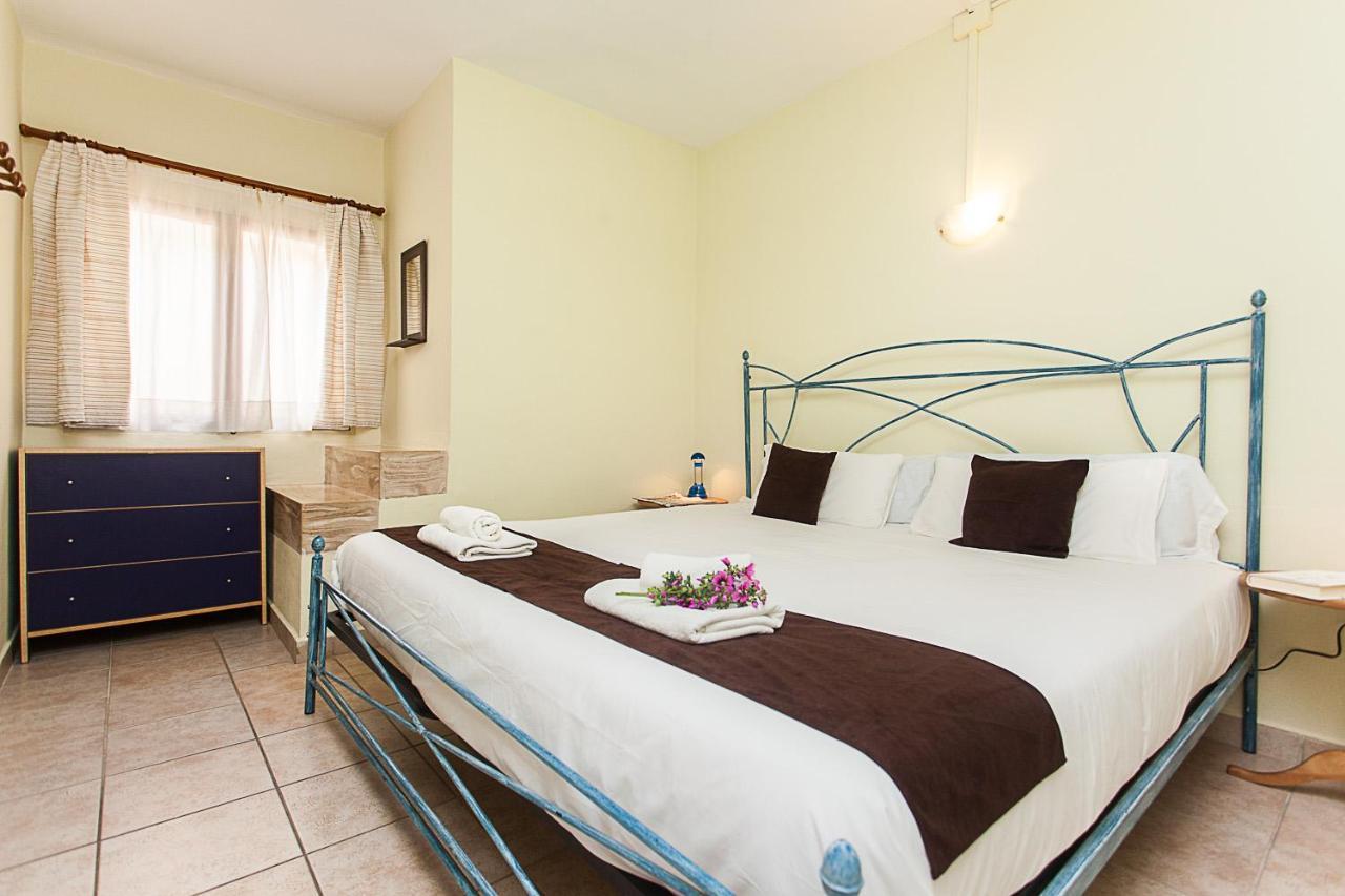 Hostal Doris - Adults Only Colonia de Sant Jordi Exterior photo
