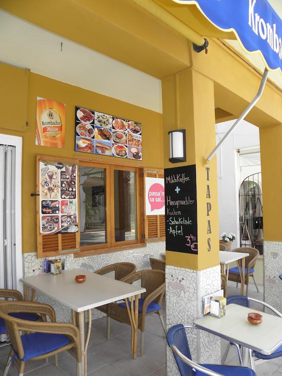 Hostal Doris - Adults Only Colonia de Sant Jordi Exterior photo